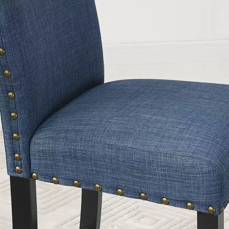 Ensemble de salle à manger Biony Espresso Wood de Roundhill Furniture avec chaises en tissu à têtes cloutées