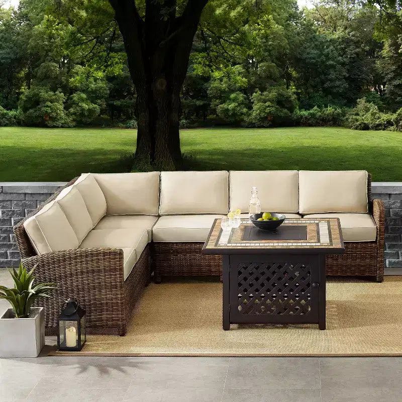 Ensemble sectionnel d'extérieur 5 pièces en osier Bradenton avec table brasero - Crosley